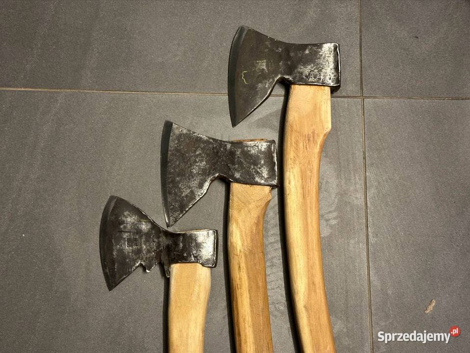 Ciesielskie stare cechowane siekiery mazowieckie Siedlce sprzedam