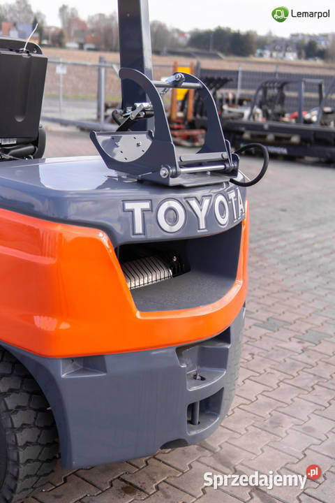 NOWY wózek widłowy TOYOTA 028FGF30 gaz Zator