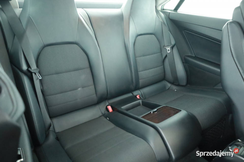 Mercedes E E 350 CGI Sportowy / Coupe