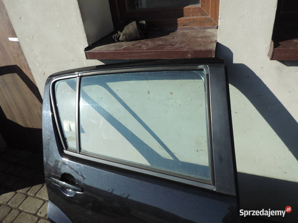 SUBARU JUSTY IV 5D 0711 DRZWI PRAWY TYŁ KOLOR Rok produkcji 2007 Nowy Sącz