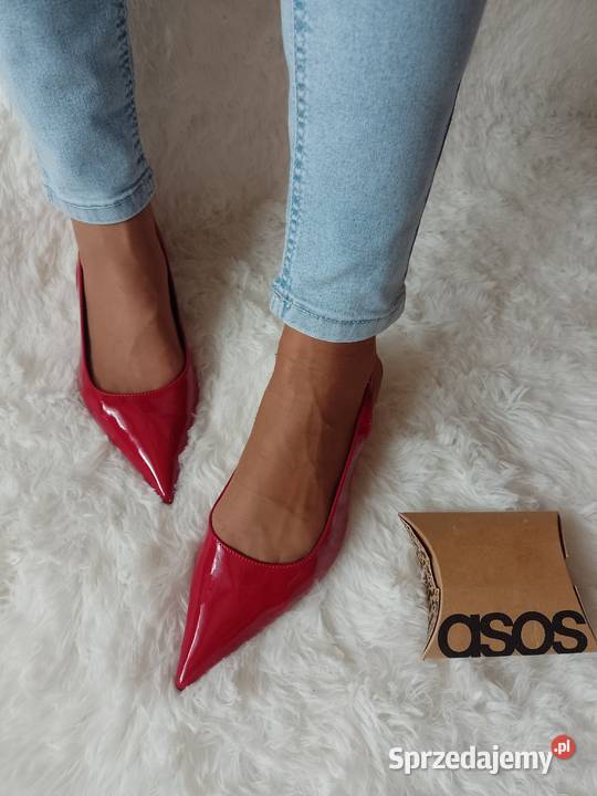 40 ASOS Czerwone czółenka z odkrytą piętą z