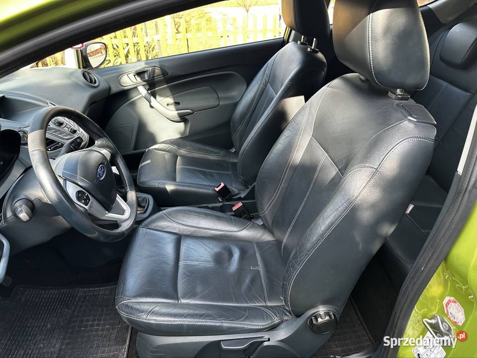 Ford Fiesta 14 benzyna niski przebieg Wszystko Nowiny