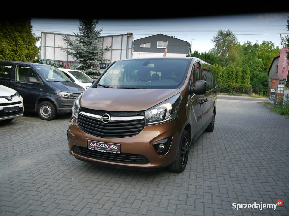 Opel Vivaro 8os 150 Navi Kamera Stan Częstochowa