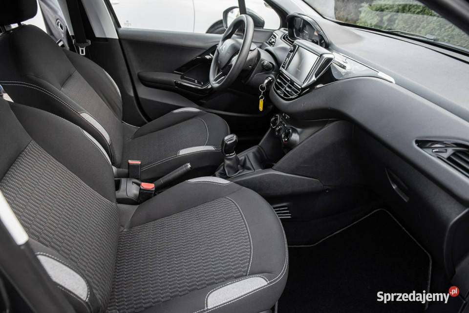 Peugeot 208 16HDI 100 Serwisowany Zadbany Super światła do jazdy dziennej Zwoleń