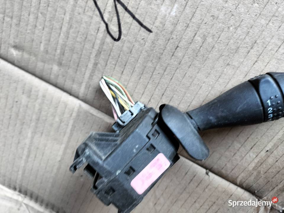 WŁĄCZNIK PRZEŁĄCZNIK WYCIERACZEK FORD MONDEO Kamień-Kolonia