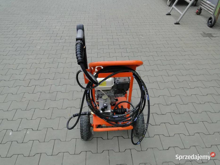 Myjka ciśnieniowa spalinowa KARCHER HD HONDA Łętownia sprzedam