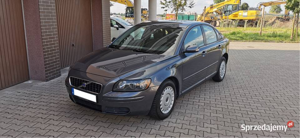 VOLVO S40 18 125 2006r DOINWESTOWANE LAKIER NOWY manualna Poznań sprzedam