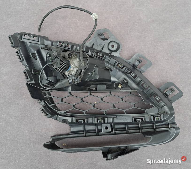 GDK250C21 kratka zderzaka halogenu lewa Mazda 6 Mielęcin