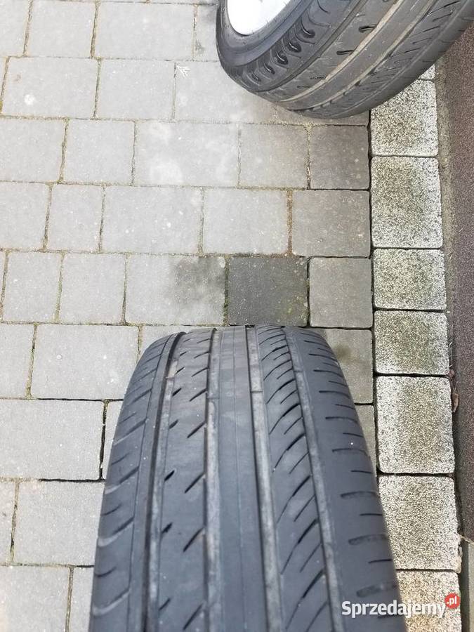 Felgi aluminiowe 17 z oponami Mazda 4 sztuki z Jaworzno