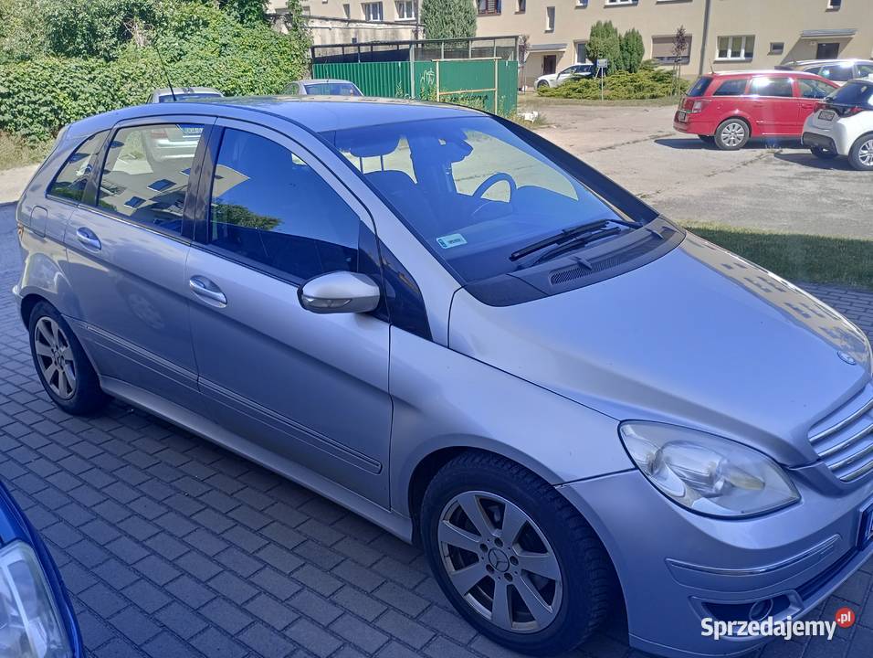 ZADBANY MERCEDES B Rok produkcji 2007 Brzeg