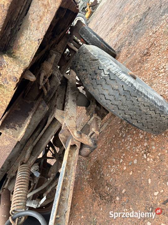 Przyczepa hl 6011 Przyczepy rolnicze Twardów