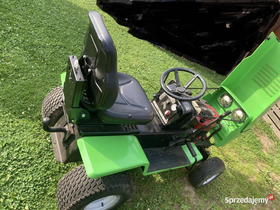 Sprzedam Traktorek z silnikiem 14 HP Kosiarki i podkaszarki Kozy