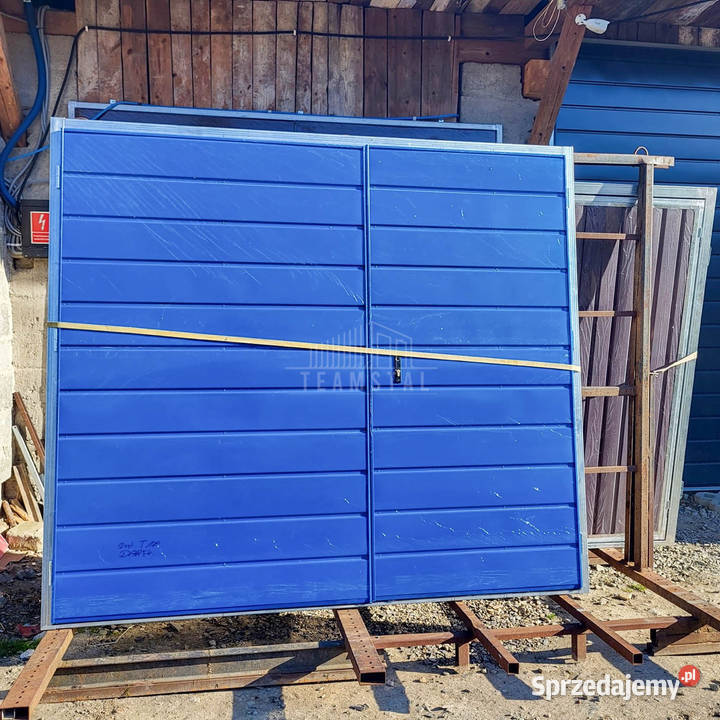 Bramy garażowe na wymiar dwuskrzydłowe ocieplone Nysa