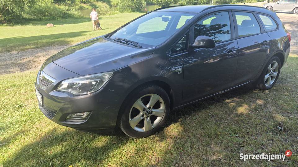 Opel Astra J Super Stan Edycja na 150 lat Opla Gdów