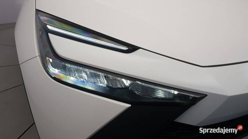 Toyota CHR 18 Hybrid Comfort Z polskiego salonu Warszawa sprzedam