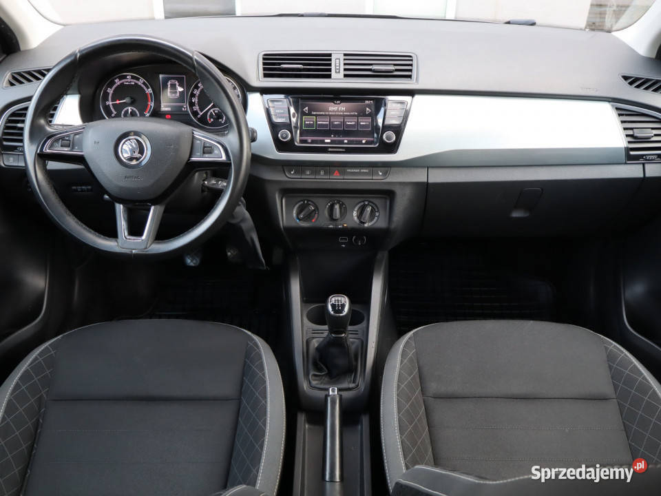 Skoda Fabia 10 TSI światła do jazdy dziennej Katowice