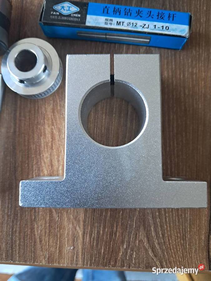 nowy uchwyt do wiertarki stołowej Zestawy osprzętu sprzedam