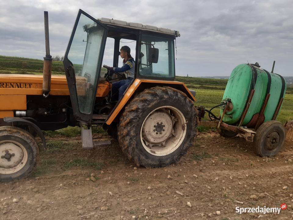 Renault 681 s mocniejszy zetor 7211