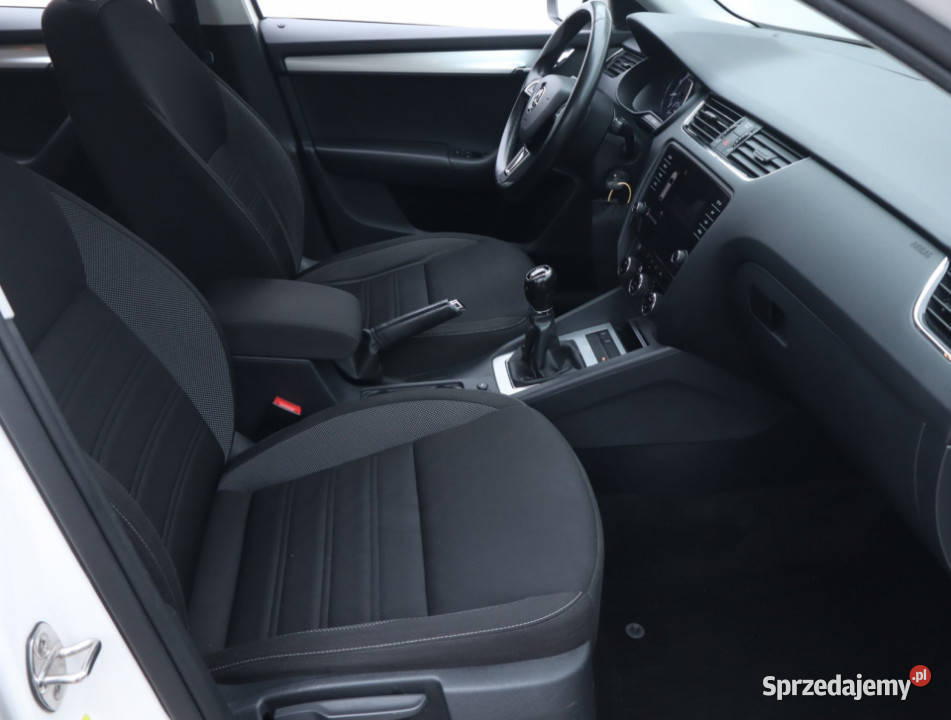 Skoda Octavia 15 TSI Łódź sprzedam