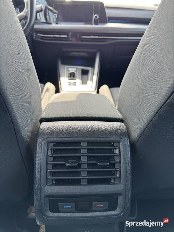 VW Golf VIII 15 eTSI 150 Automat DSG KOMBI SALON Konin