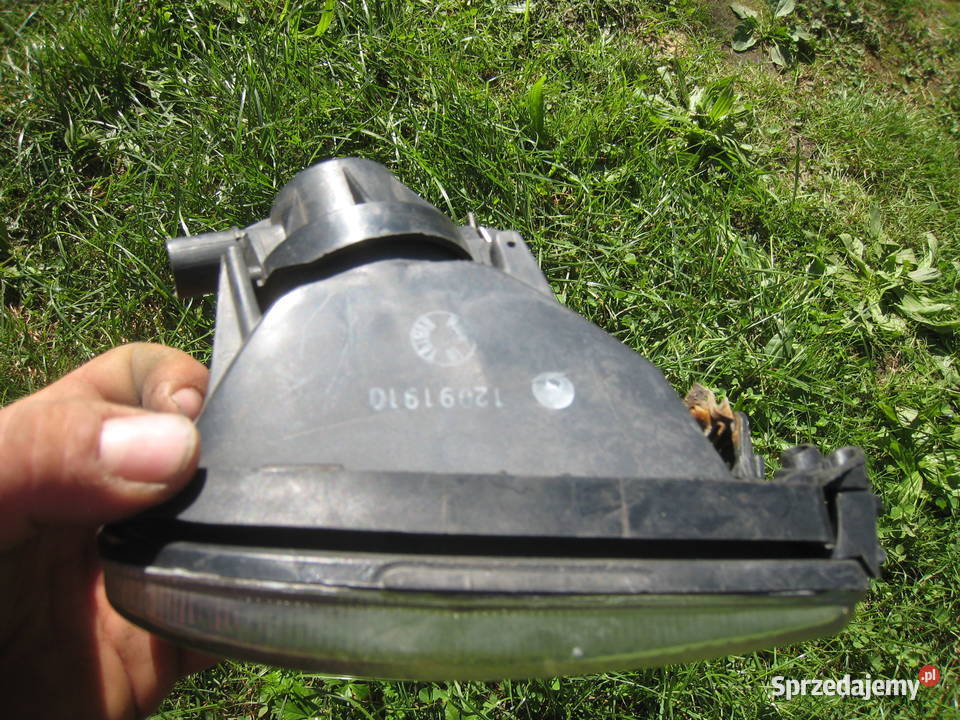Lampa przeciwmgielna prawa halogen Renault Clio prawe małopolskie Kraków