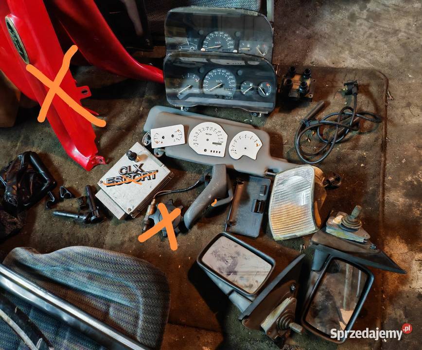 Ford Escort V RS2000 19901992 spojler tapicerka