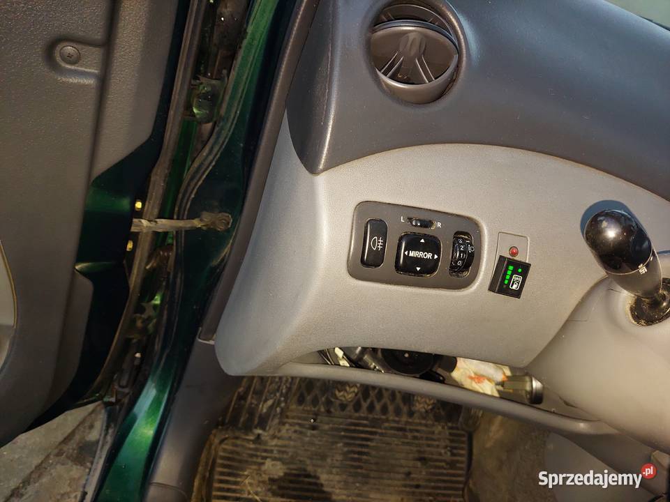 Toyota Yaris gaz 70KM mazowieckie Radom