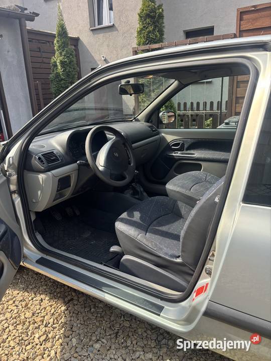 Renault clio w fajnym stanie Siemianowice Śląskie sprzedam