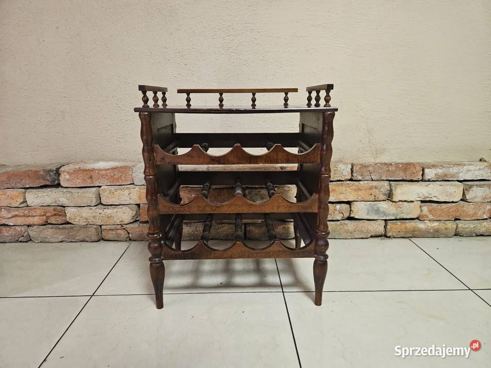 Drewniany stojak na wino piękne wykonanie