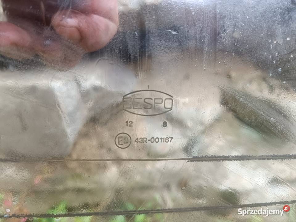 Fiata 126p szyba tylna grzana 1988 bespo Bielsko-Biała