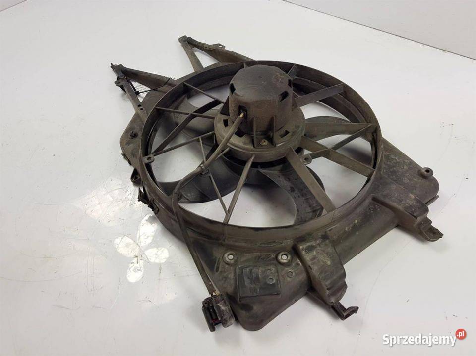 WENTYLATOR CHŁODNICY FORD FOCUS MK1 3135103366 osobowe Lipno