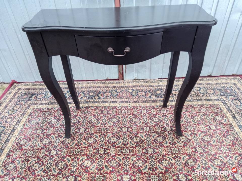 Stolik przyścienny sprzedam Borówno