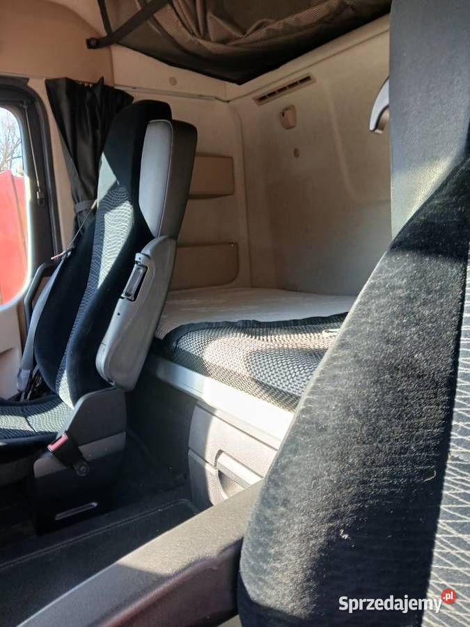Burto firanka z winda Mercedes 1845 sypialna