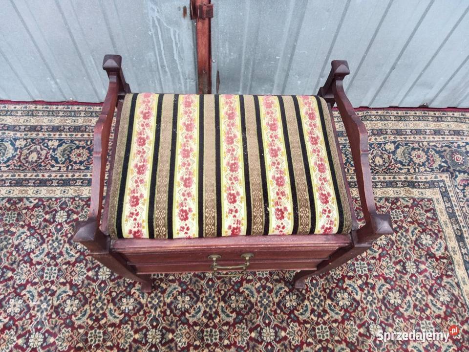 Szafkę sprzedam Borówno