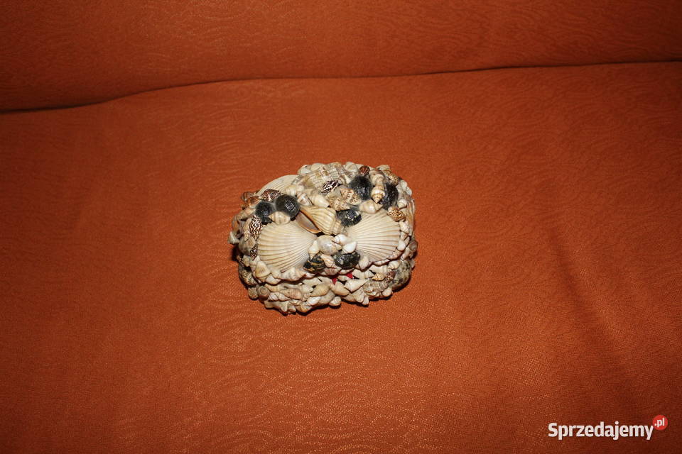 Pudełko szkatułka z muszelek śląskie Chorzów