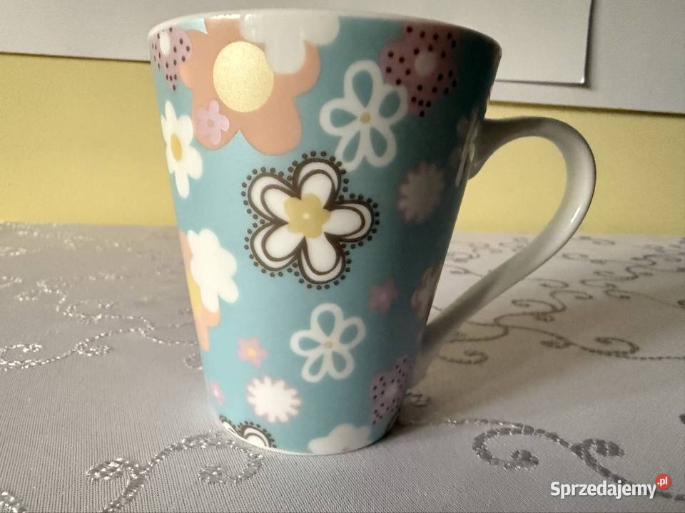 Kubek porcelanowy z kwiatami 250 ml Elegancki Wyposażenie wnętrz Czerwionka-Leszczyny