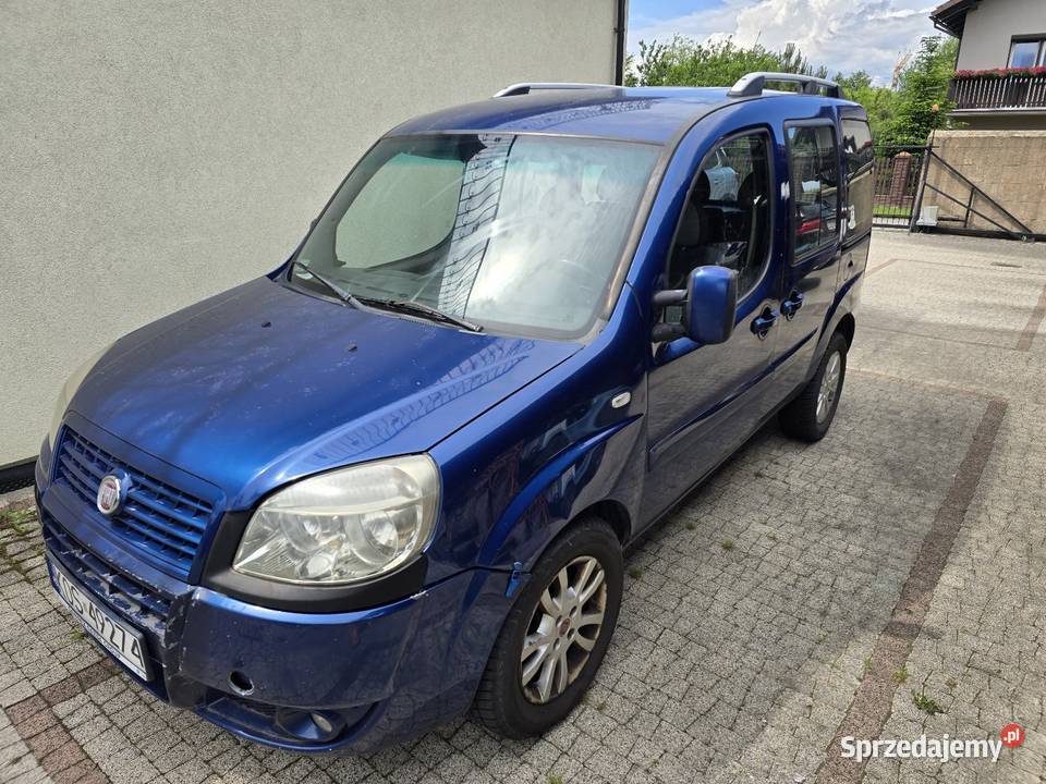 Fiat Doblo benzyna 14 MPI 8V 2007 wersja 7 małopolskie Kęty