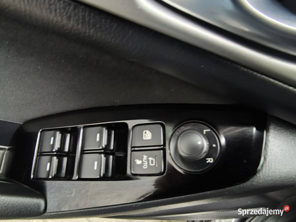 Mazda 3 20 16V I właściciel zadbany Gwarancja wielofunkcyjna kierownica Zgierz