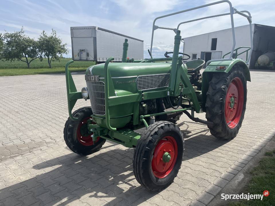 Fendt Farmer 2 z ładowaczem przednim Kolonia Otocka
