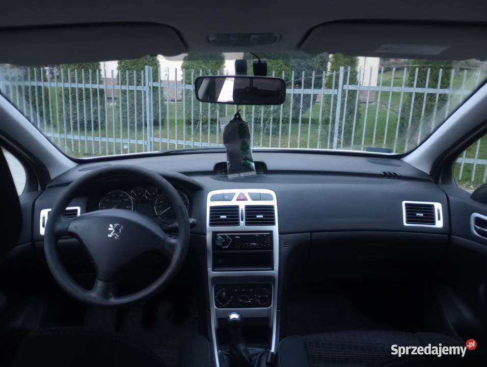 Peugeot 307 14 benzyna Hatchback rocznik 2007 1360cm3 Limanowa