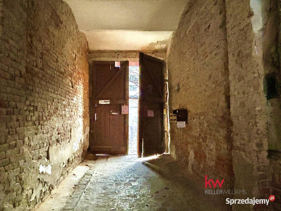 Kamienica 560m2 Bytom Piekarska Liczba pokoi 6 Sprzedaż