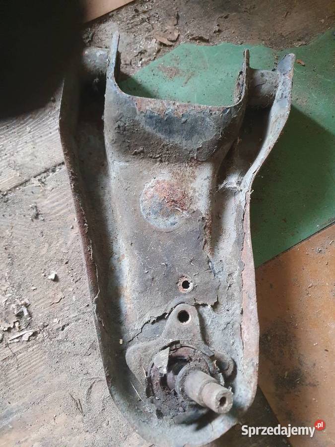 Wahacz Tylny Trabant czop Piasty OśkaMocowanie Warszawa