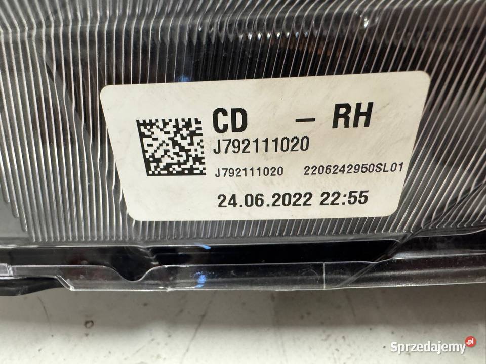 Lampa prawa Kia Ceed III CD Full LED J792111020 Lampy przednie Motoryzacja