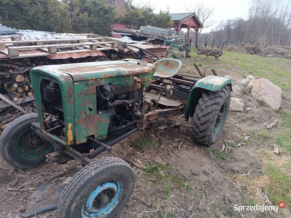 Traktor ciągnik sam
