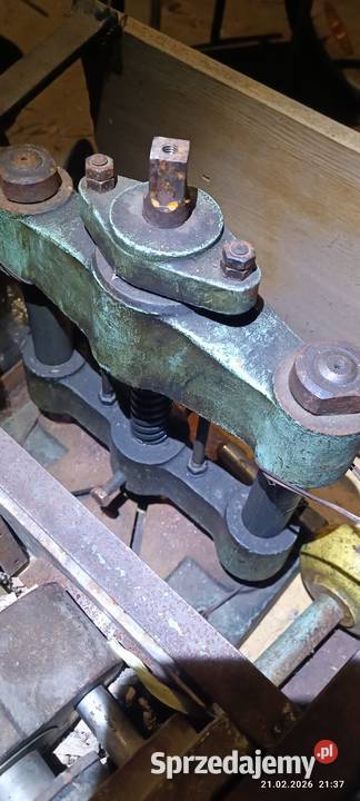 Prasa śrubowa balansowa