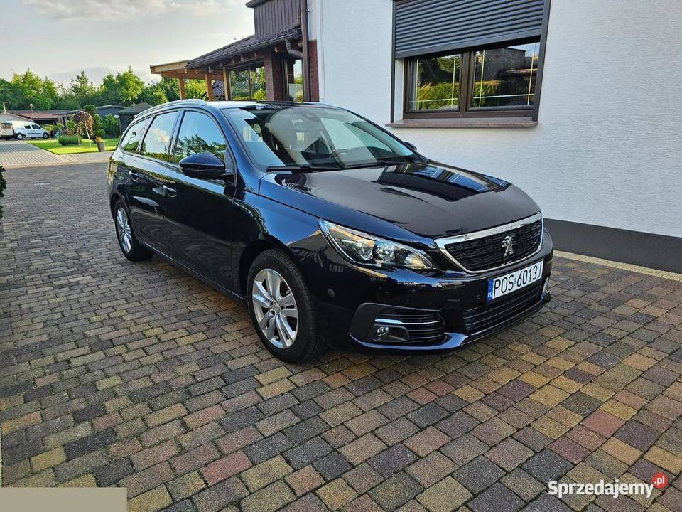Peugeot 308 II 12 benzyna 130 2019r ładnie serwisowany w ASO Ostrów Wielkopolski