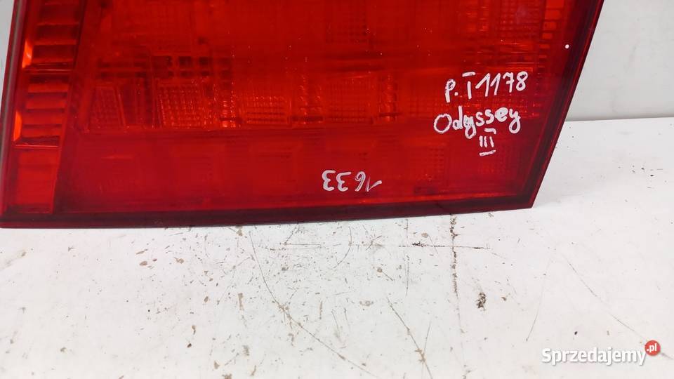 HONDA ODYSSEY III 20042007 LAMPA TYŁ PRAWY W Zbierkowo