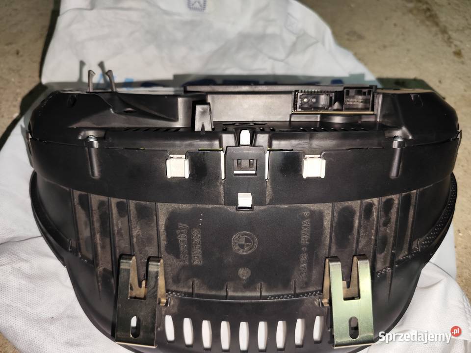 Liczniki zegary BMW F10 F11 F25 X5 F15 DIESEL Tarnobrzeg