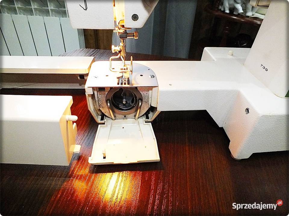 Maszyna do szycia metalowa Victoria Gracja 3000 Żary