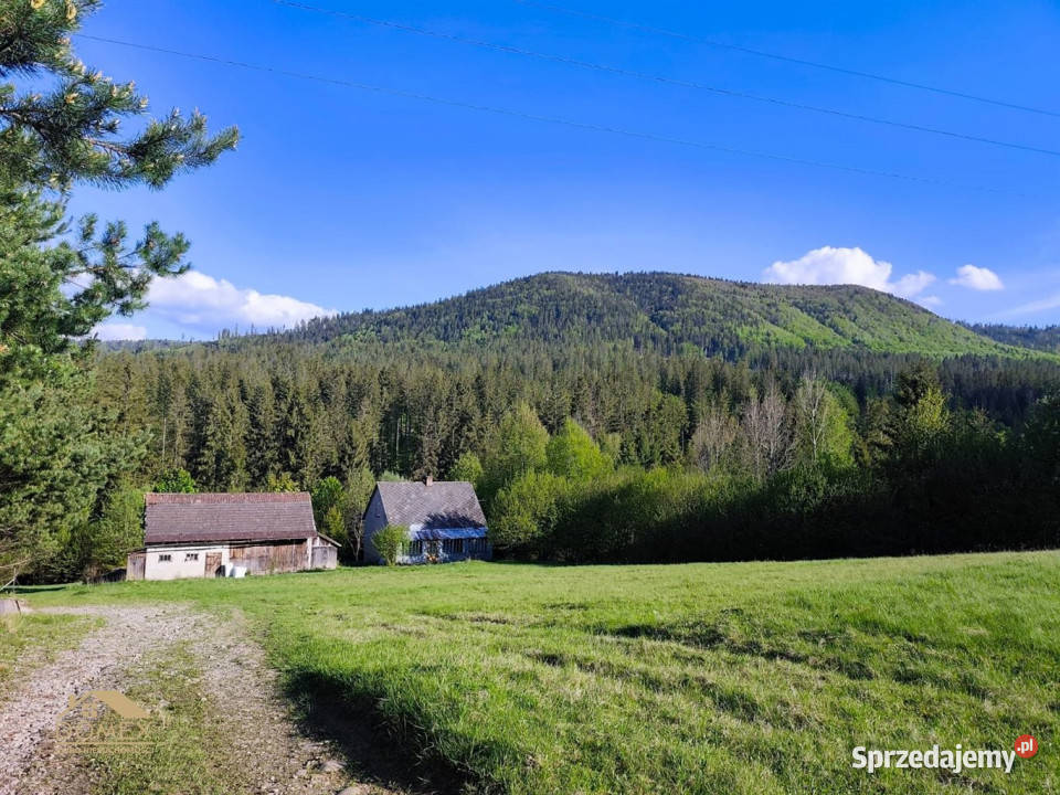 Dom wolnostojący na sprzedaż Ujsoły 945m2 4280m2
